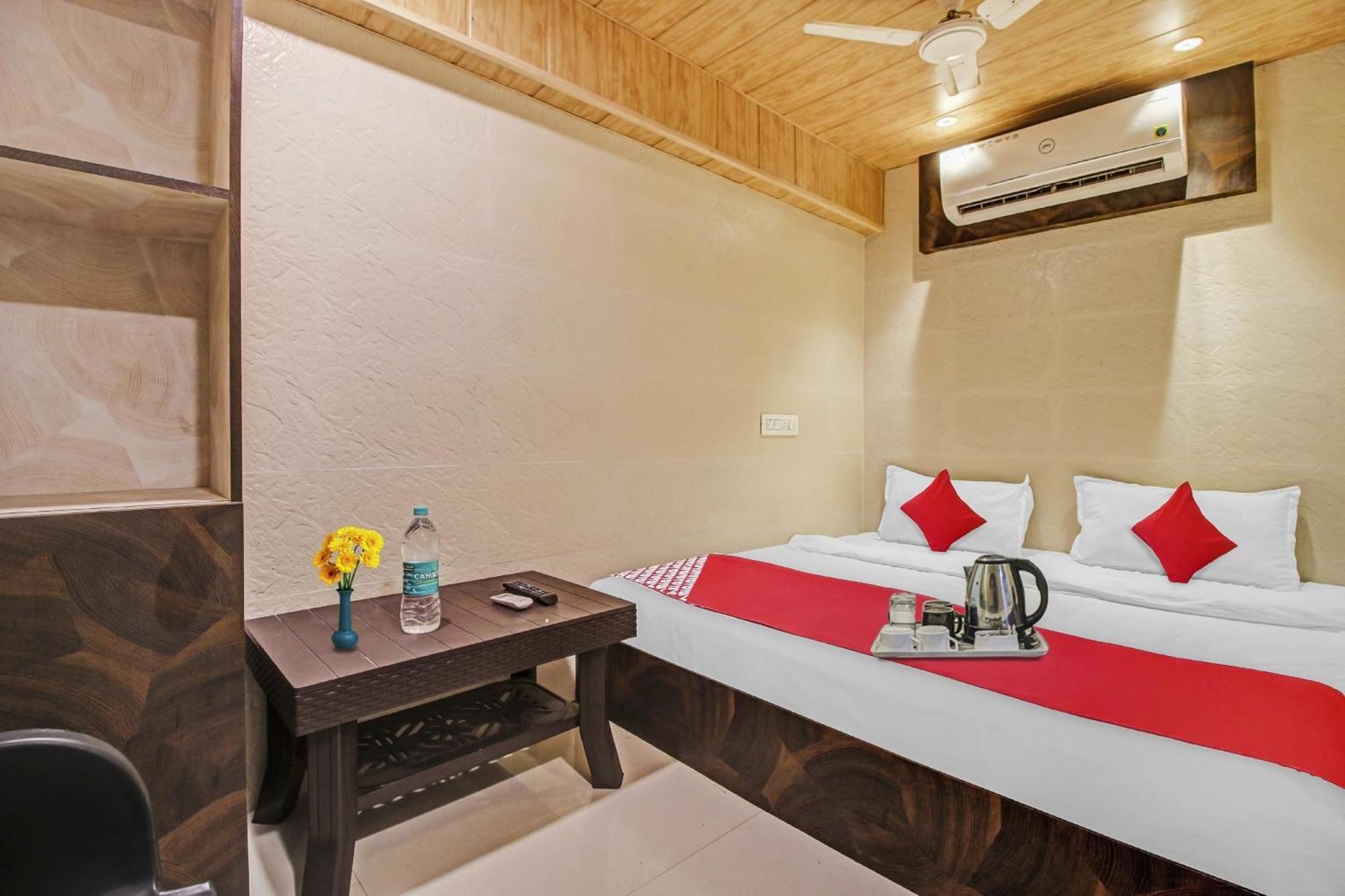Hotel Ambedkar Kalyān 외부 사진