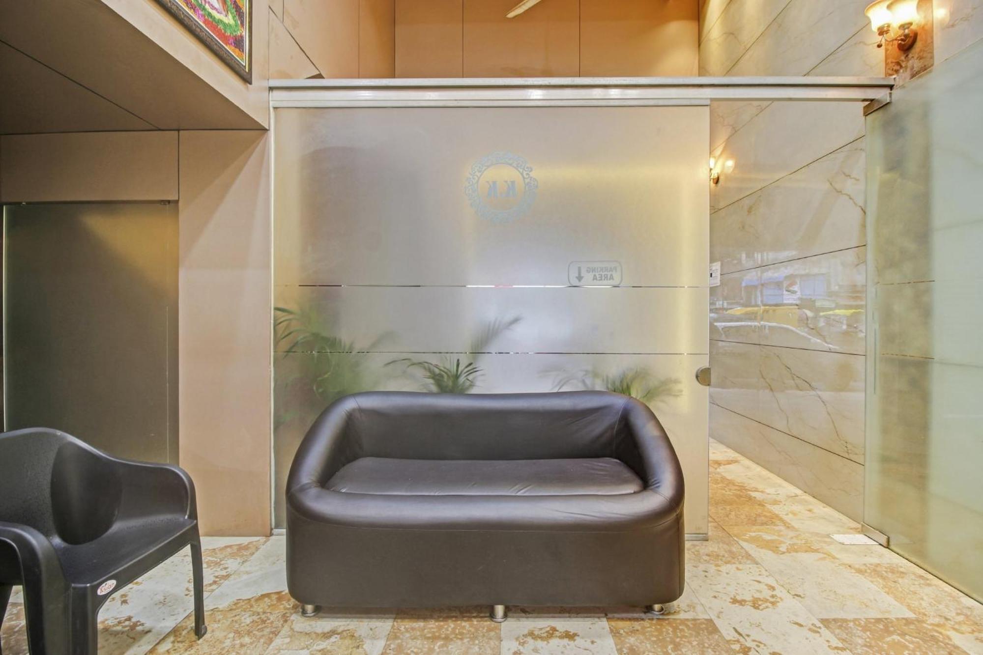Hotel Ambedkar Kalyān 외부 사진