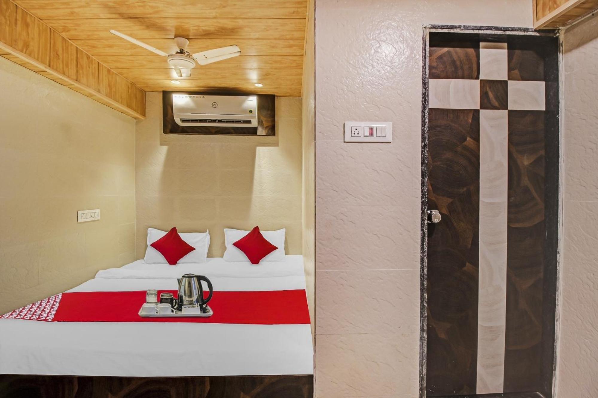 Hotel Ambedkar Kalyān 외부 사진