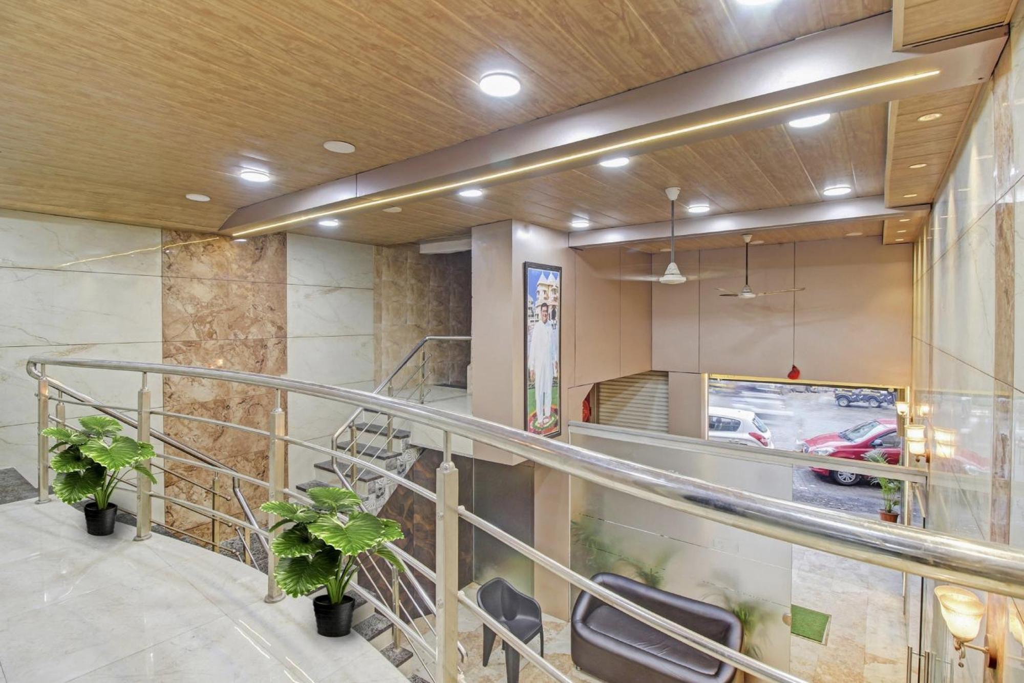 Hotel Ambedkar Kalyān 외부 사진